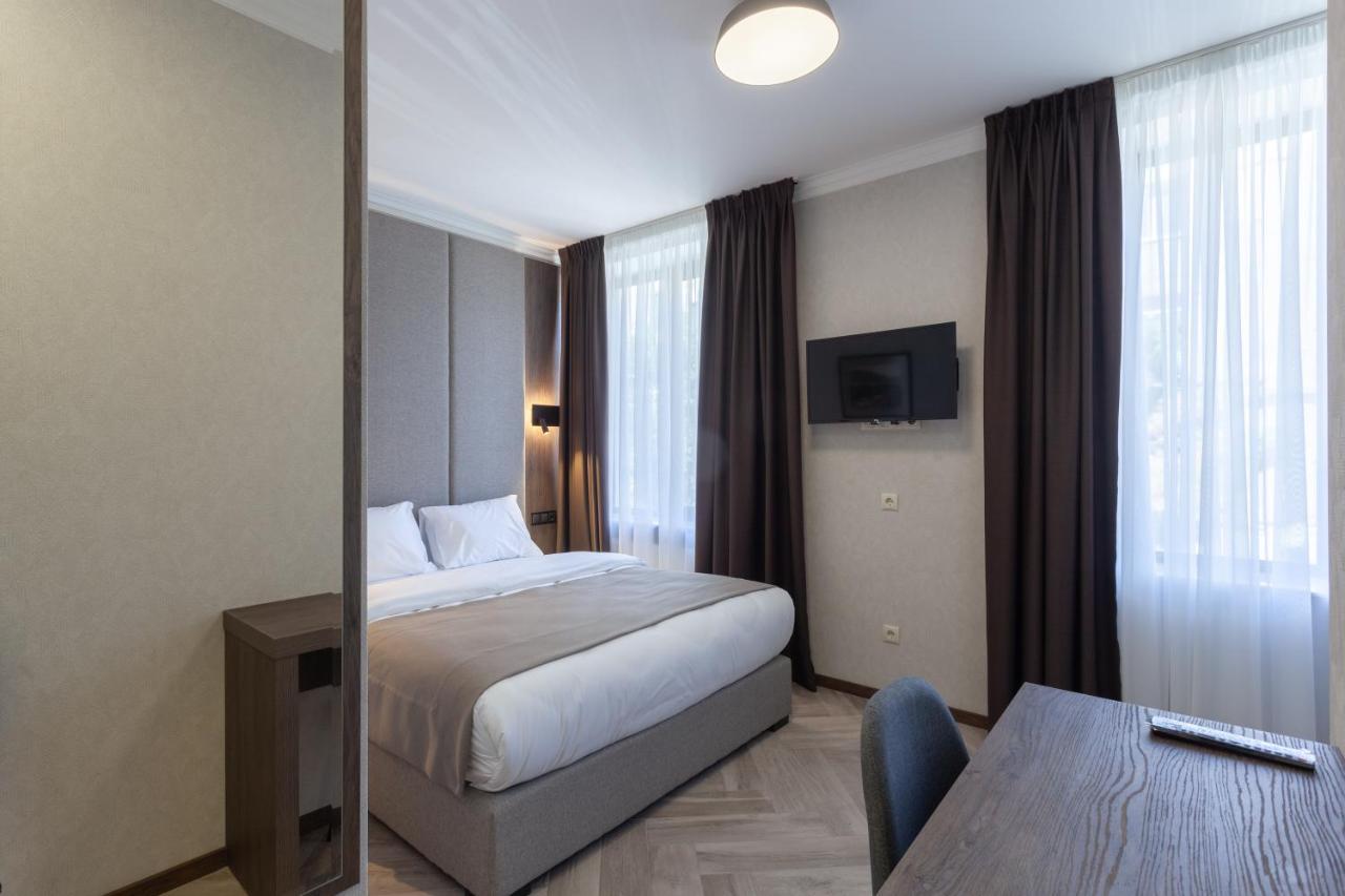 Hotel Old Wall Tbilisi Luaran gambar